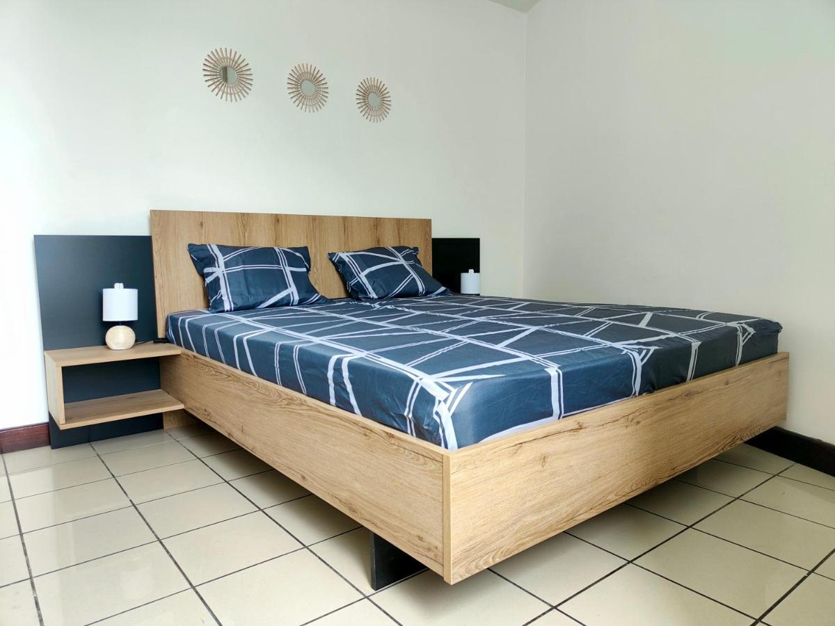 Appartement T2 - Sainte-Marie - 10 Min De L'Aeroport מראה חיצוני תמונה