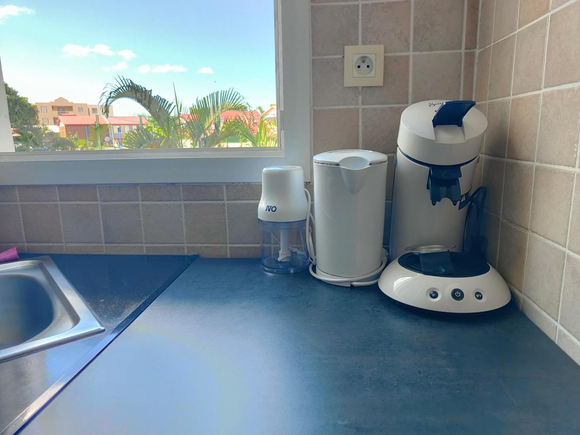Appartement T2 - Sainte-Marie - 10 Min De L'Aeroport חדר תמונה